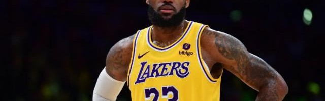 必发下载-【观点】当詹姆斯喝下不老泉水 乔丹或被赶下王座